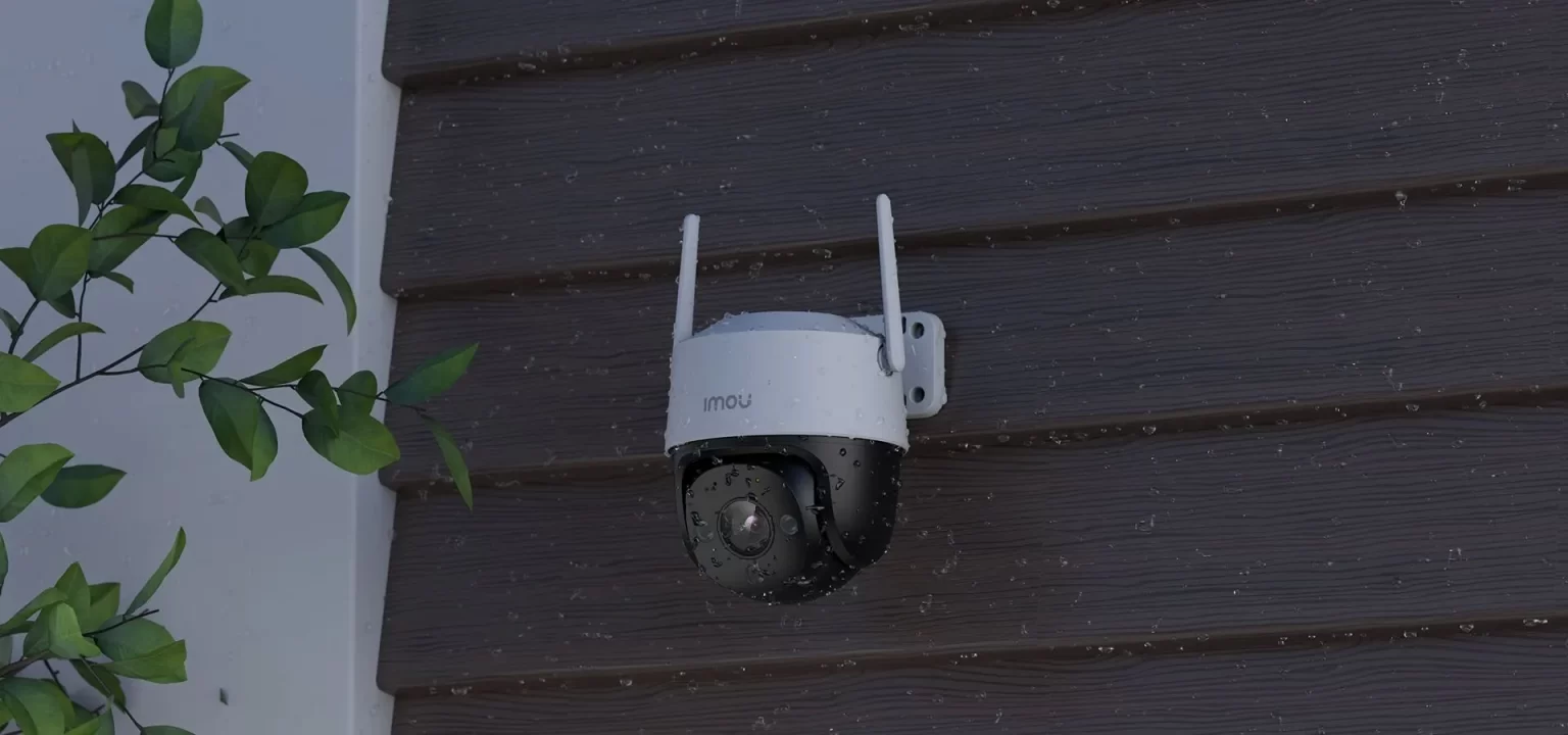 IP66 weather-resistant for year-round security